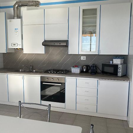Mare Apartment Вентимиля Екстериор снимка