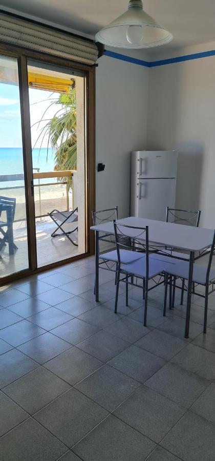 Mare Apartment Вентимиля Екстериор снимка