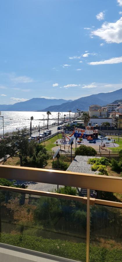Mare Apartment Вентимиля Екстериор снимка